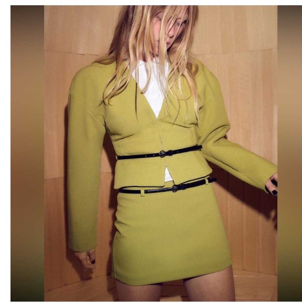 Zara two pieces set skirt are size small ,and the blazer Medium